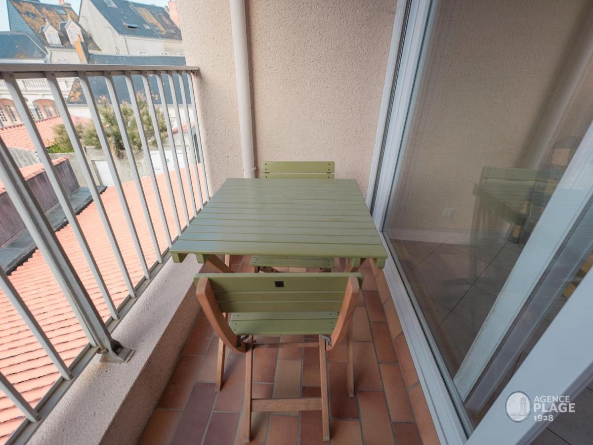Appartement Plage Et Commerces, Balcon, Tout Confort - Fr-1-197-547 Les Sables-dʼOlonne Esterno foto